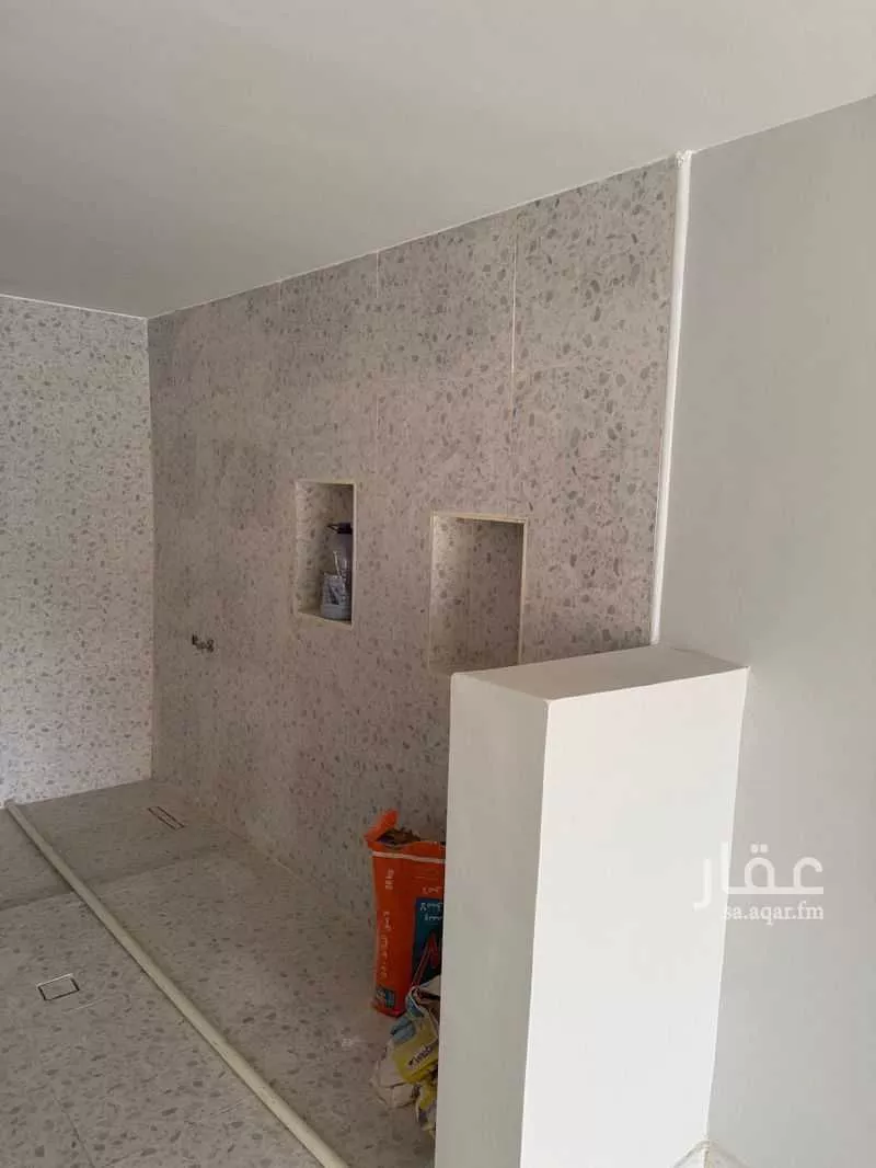 shop in Uhud, Eastern Province 3