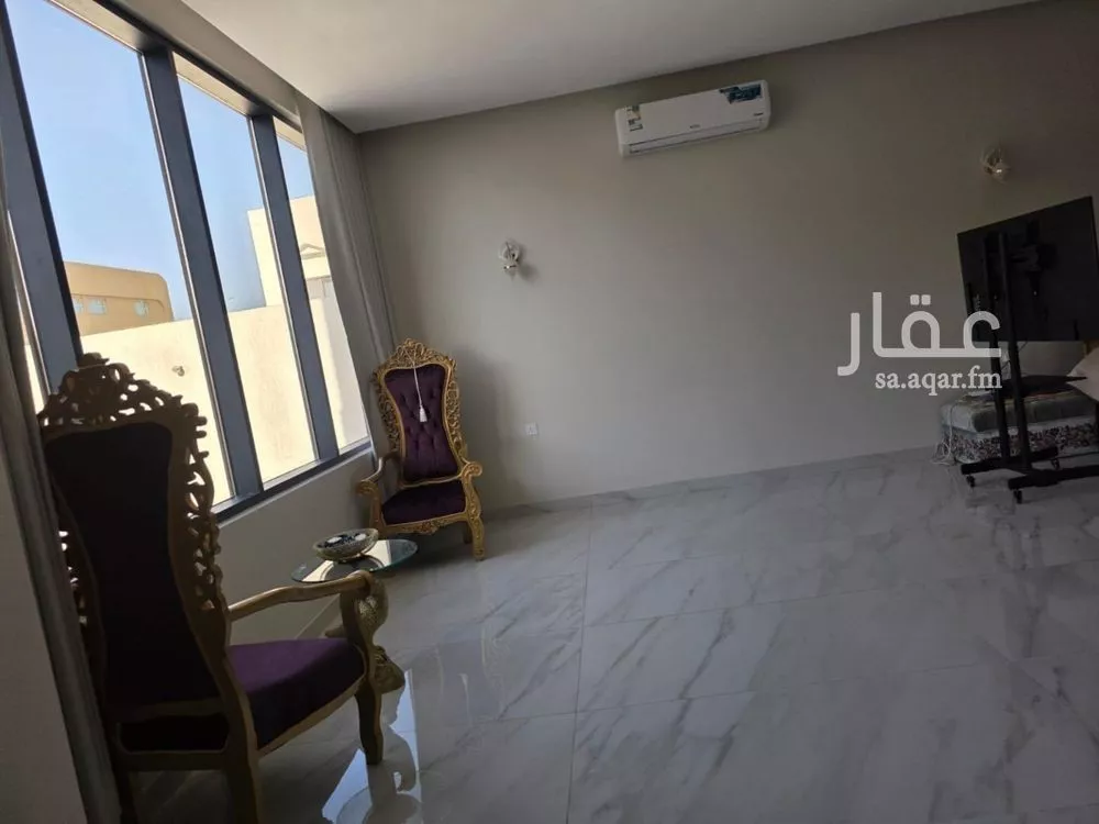 فيلا 4 غرف في الشاطئ 6