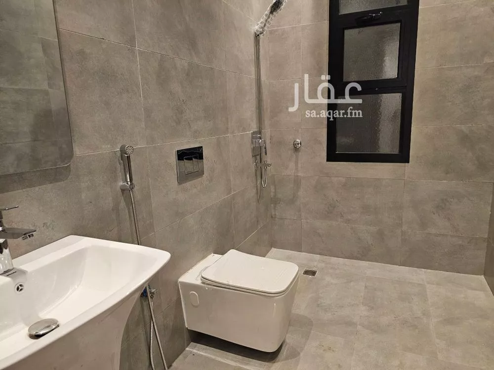 فيلا 6 غرف في الزمرد 14