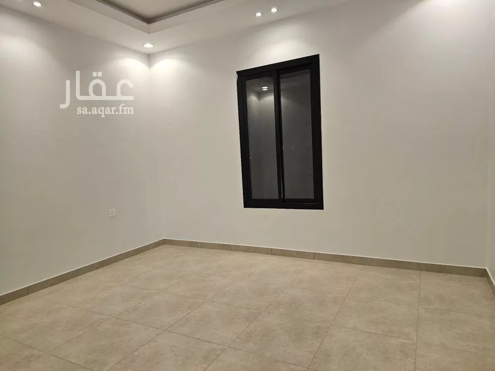 فيلا 6 غرف في الزمرد 20