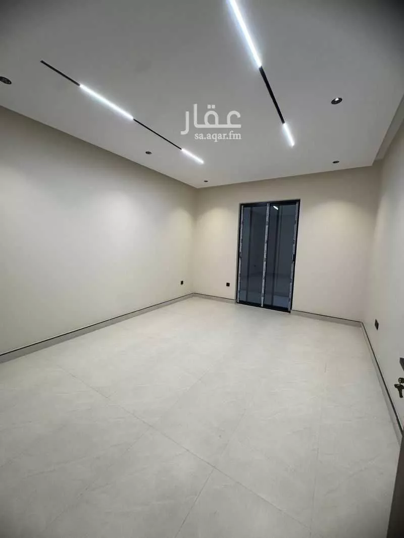 فيلا 8 غرف في المرجان 2