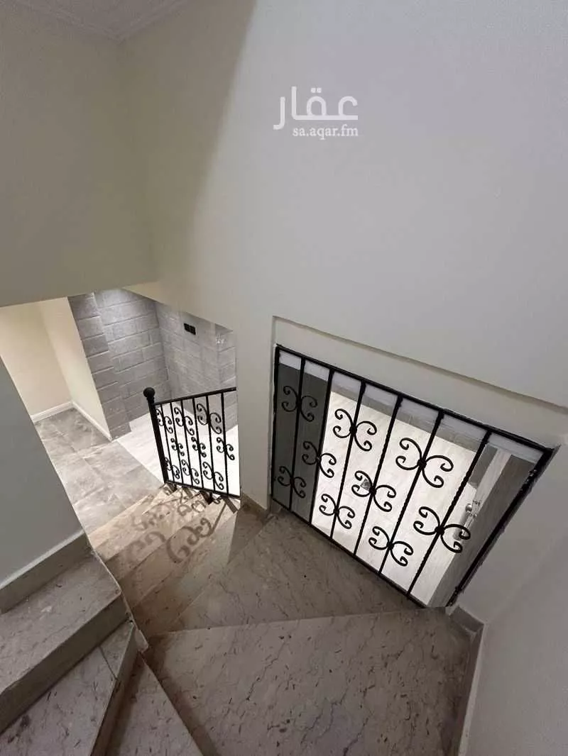 فيلا 3 غرف في النعيم 8