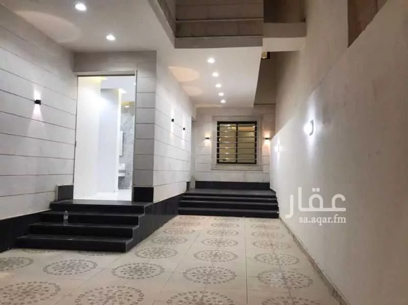 5 bedroom villa in Bahrah 2