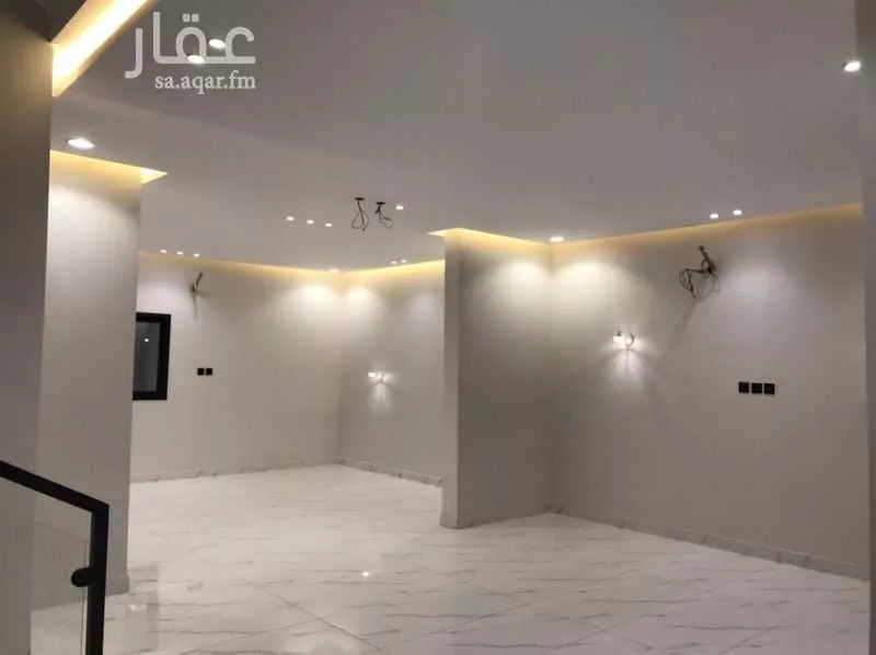 5 bedroom villa in Bahrah 13