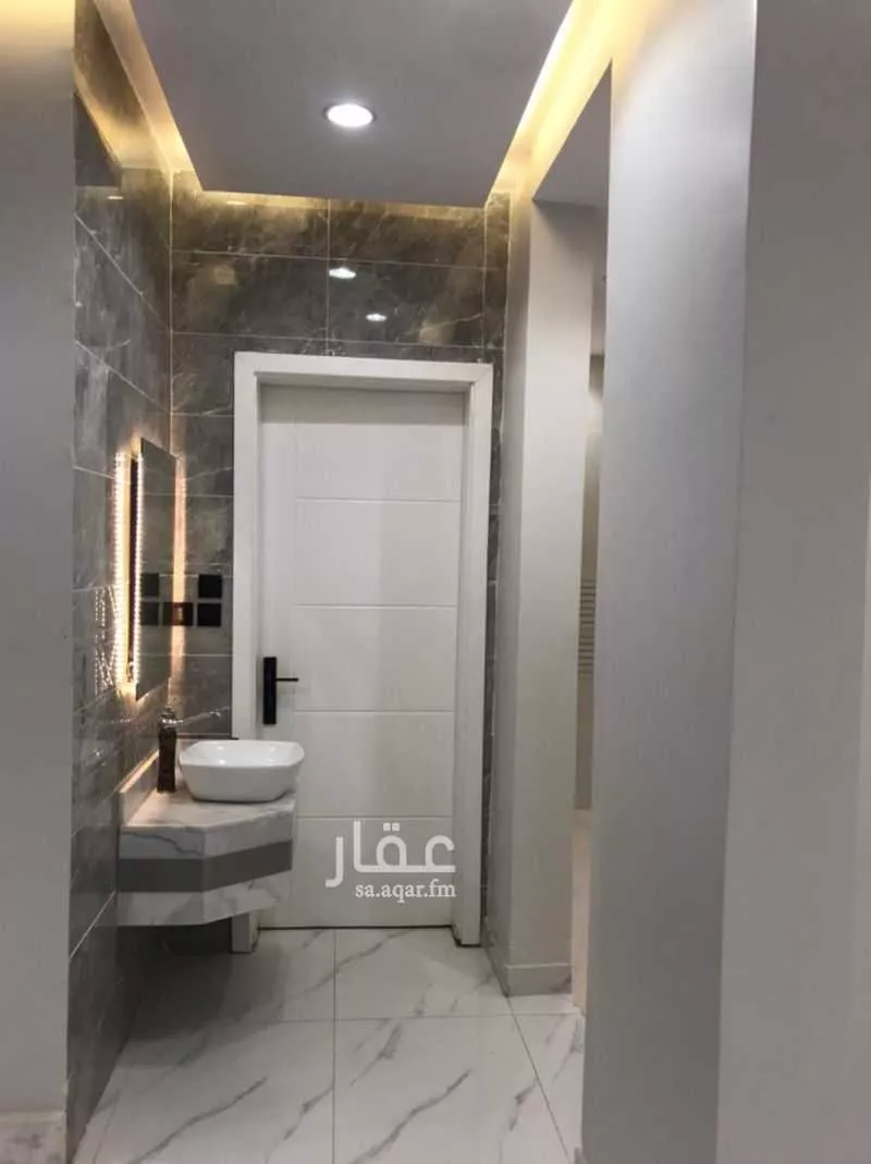 5 bedroom villa in Bahrah 4
