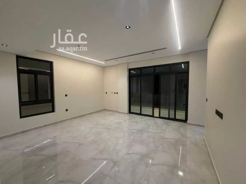 فيلا 7 غرف في السيف 7