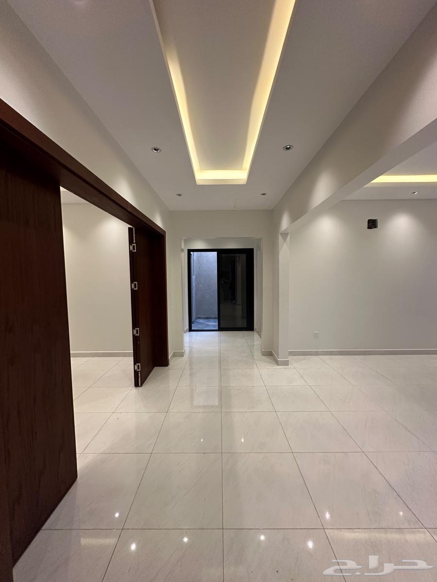 4 bedroom villa in Al Janadriyah, Riyadh 21
