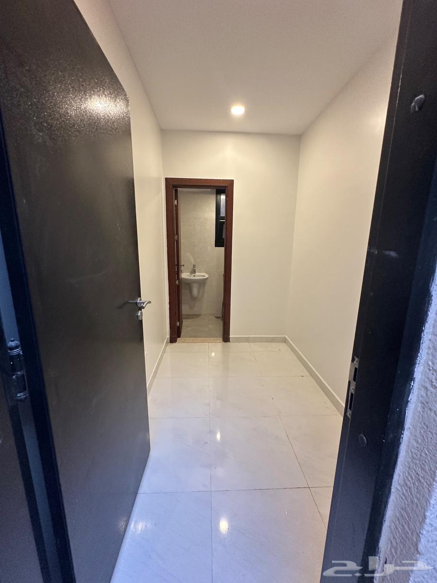 4 bedroom villa in Al Janadriyah, Riyadh 23