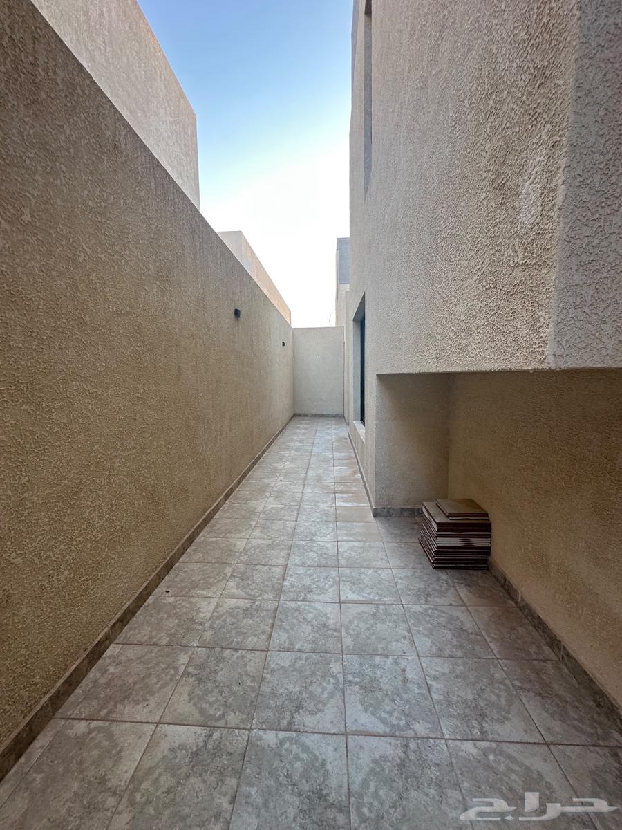 4 bedroom villa in Al Janadriyah, Riyadh 14
