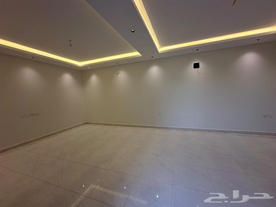 4 bedroom villa in Al Janadriyah, Riyadh 11