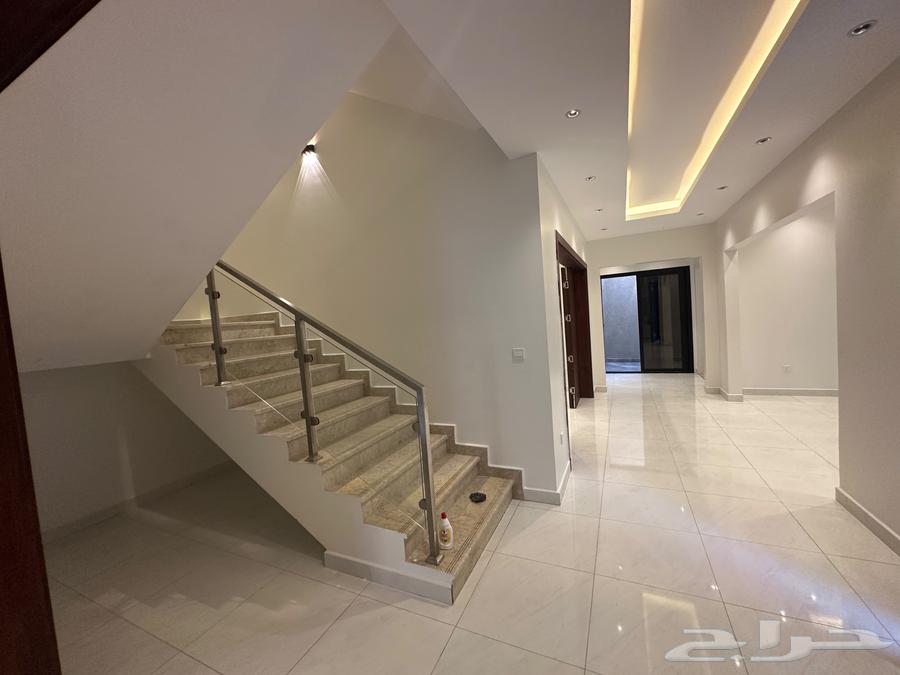 4 bedroom villa in Al Janadriyah, Riyadh 12