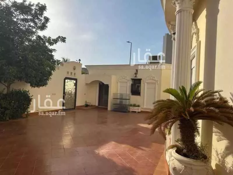 6 bedroom villa in Al Basateen 2