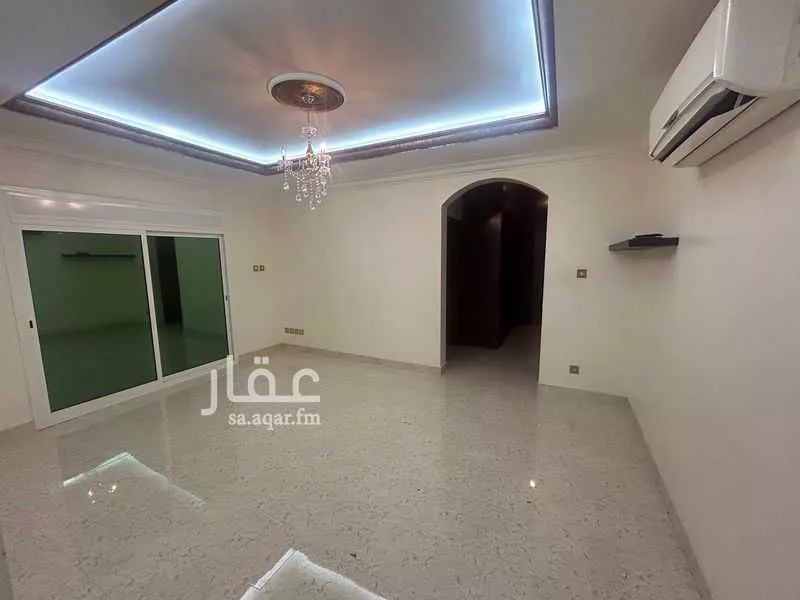 6 bedroom villa in Al Basateen 17