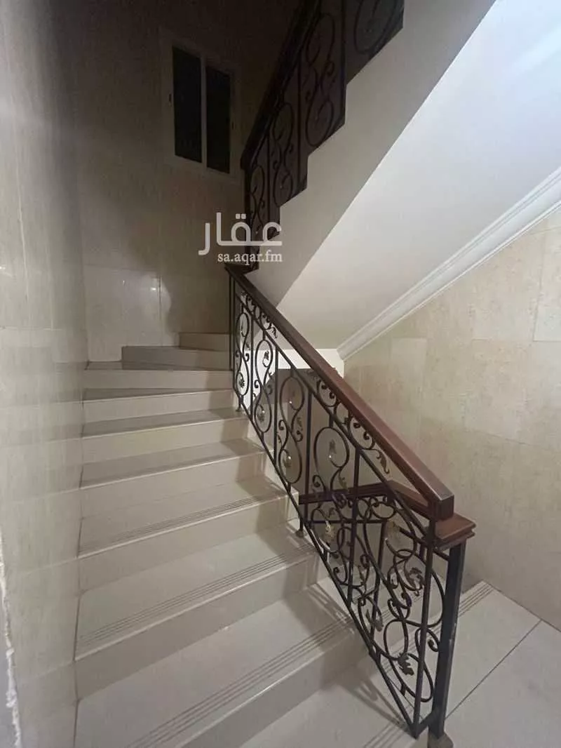6 bedroom villa in Al Basateen 24