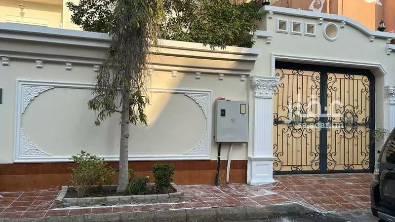 6 bedroom villa in Al Basateen 35