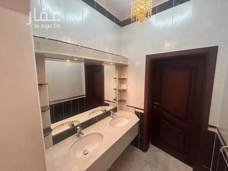 6 bedroom villa in Al Basateen 8