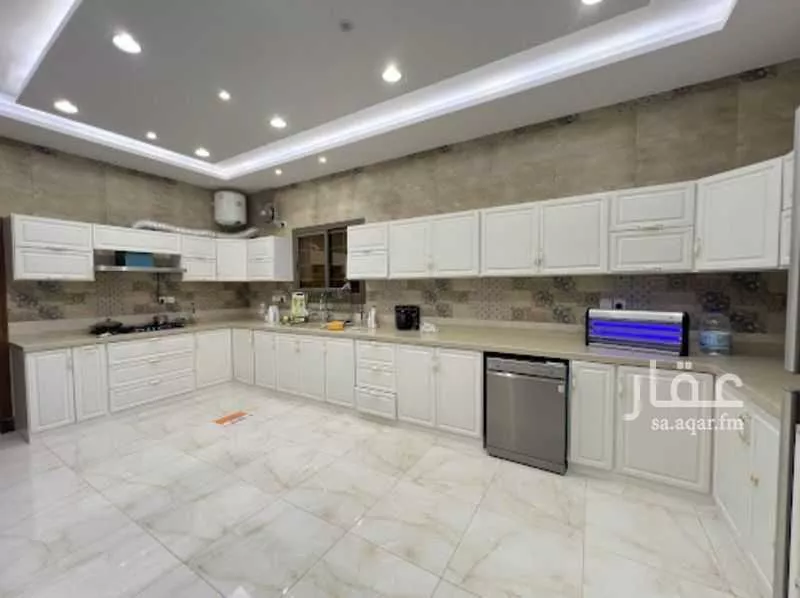 13 bedroom villa in Jeddah 22