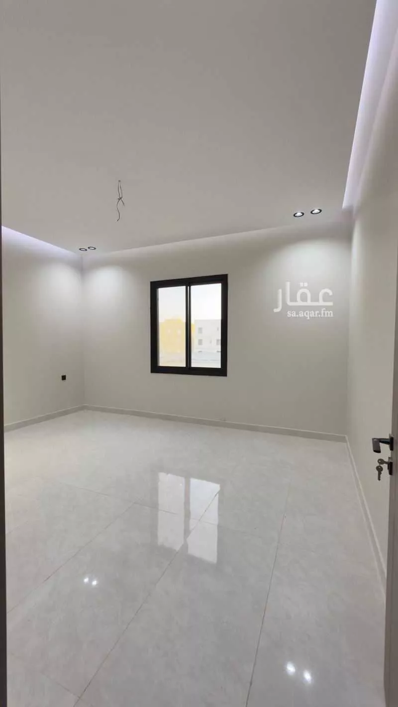 13 bedroom apartment in Al Falah 3