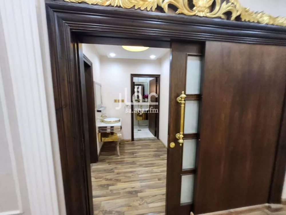 7 bedroom villa in Al Marwa 11
