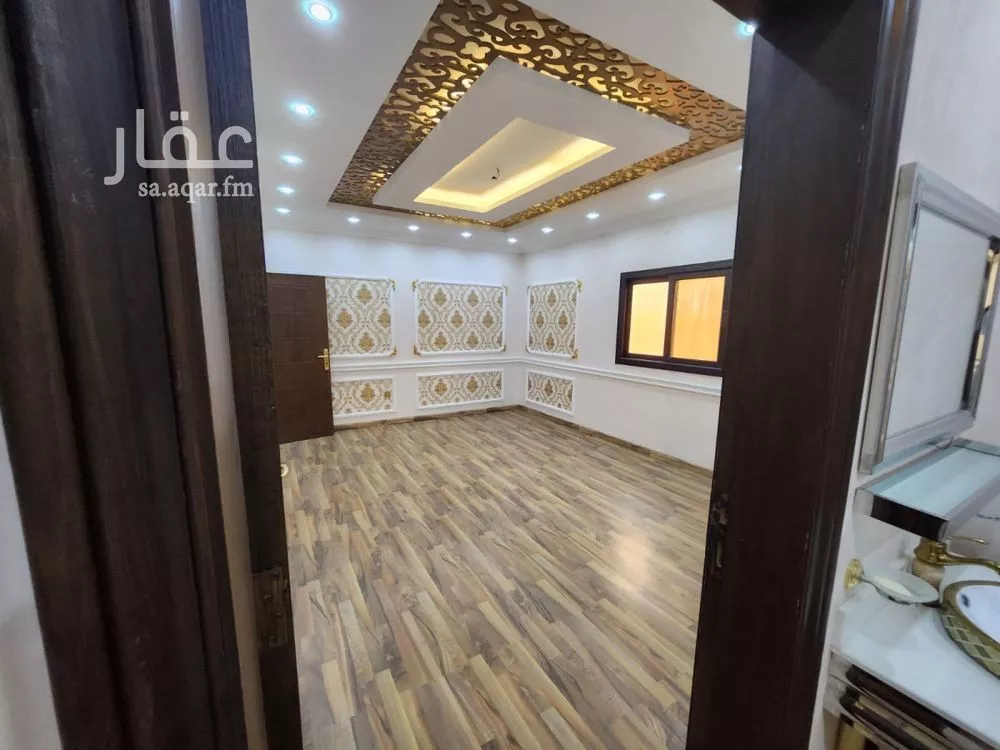 7 bedroom villa in Al Marwa 4