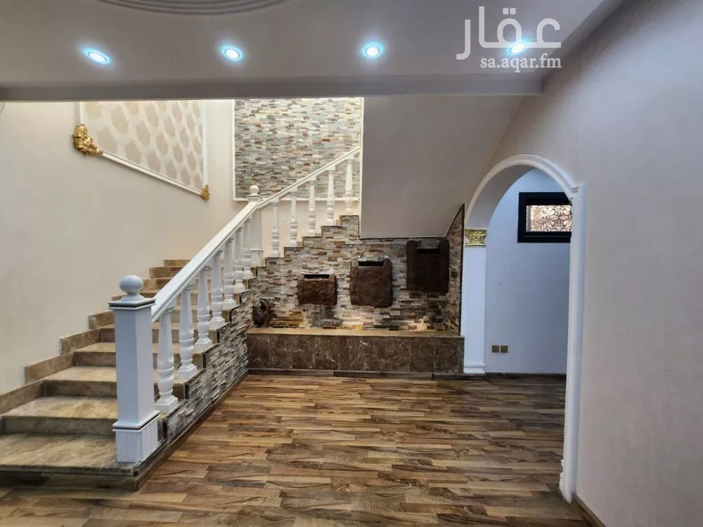 7 bedroom villa in Al Marwa 10
