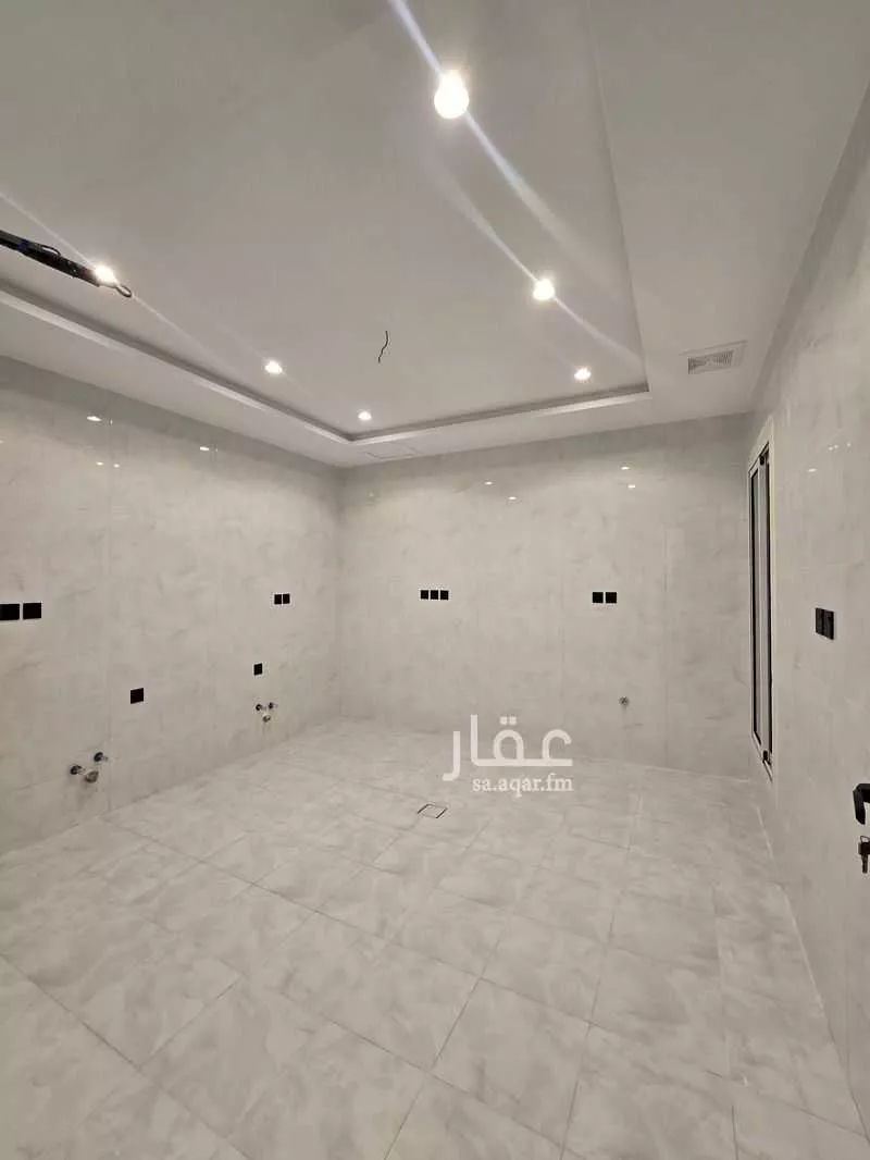 فيلا 11 غرف في الفلاح 10