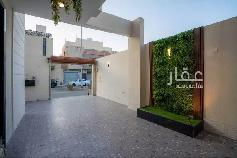 فيلا 7 غرف في الشراع 2