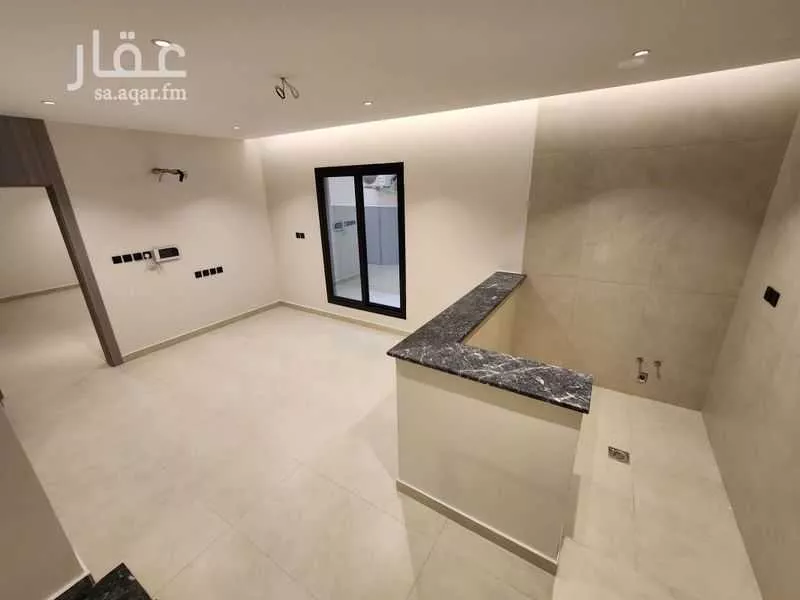 8 bedroom villa in Al Rahmaniyyah 2