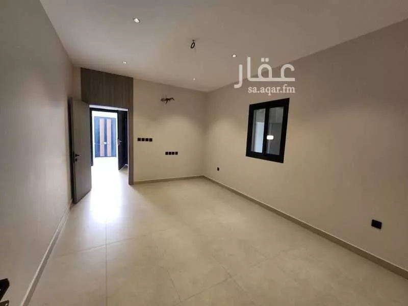 8 bedroom villa in Al Rahmaniyyah 12