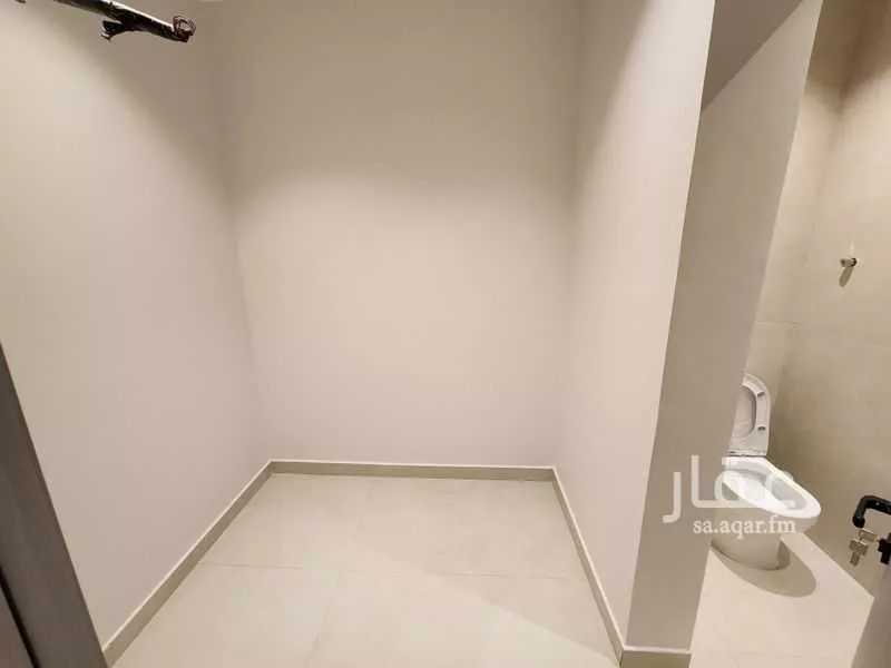 8 bedroom villa in Al Rahmaniyyah 3