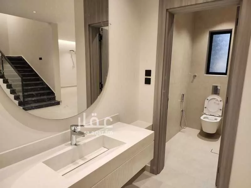 8 bedroom villa in Al Rahmaniyyah 9