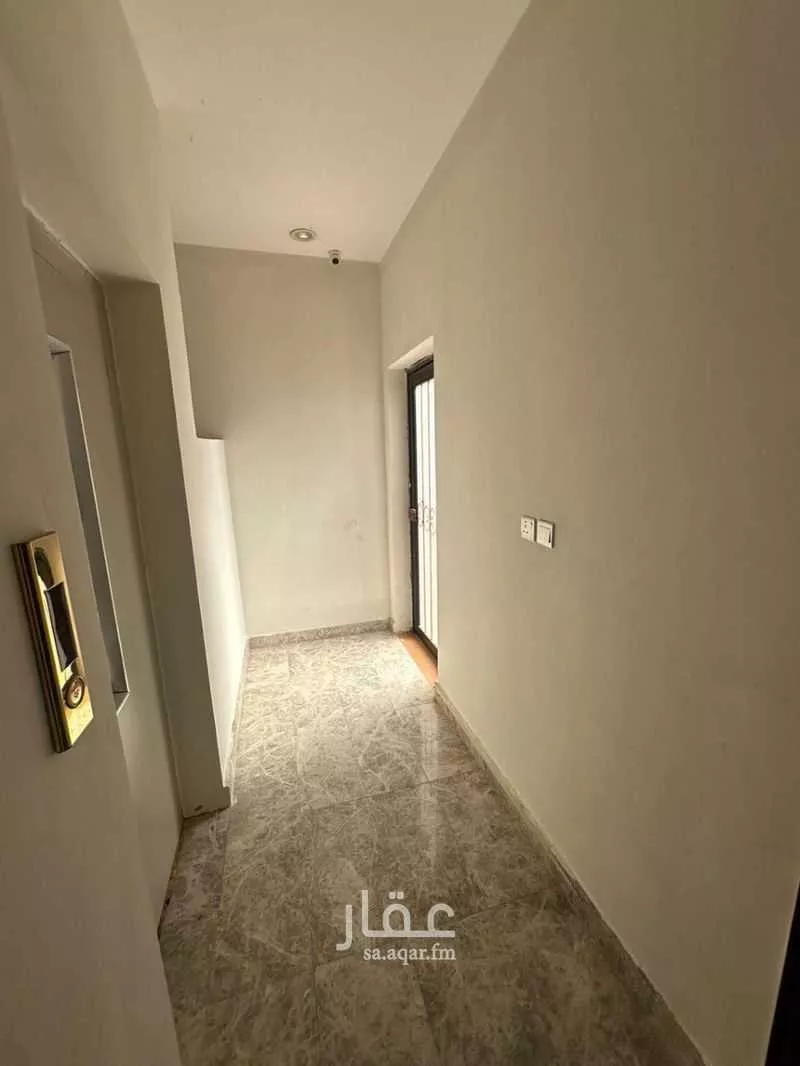 فيلا 11 غرف في الزمرد 14