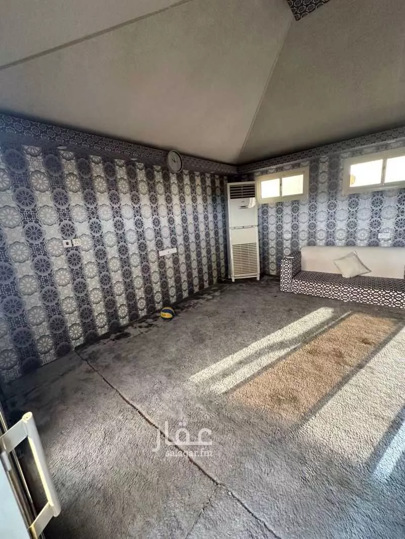 فيلا 11 غرف في الزمرد 15