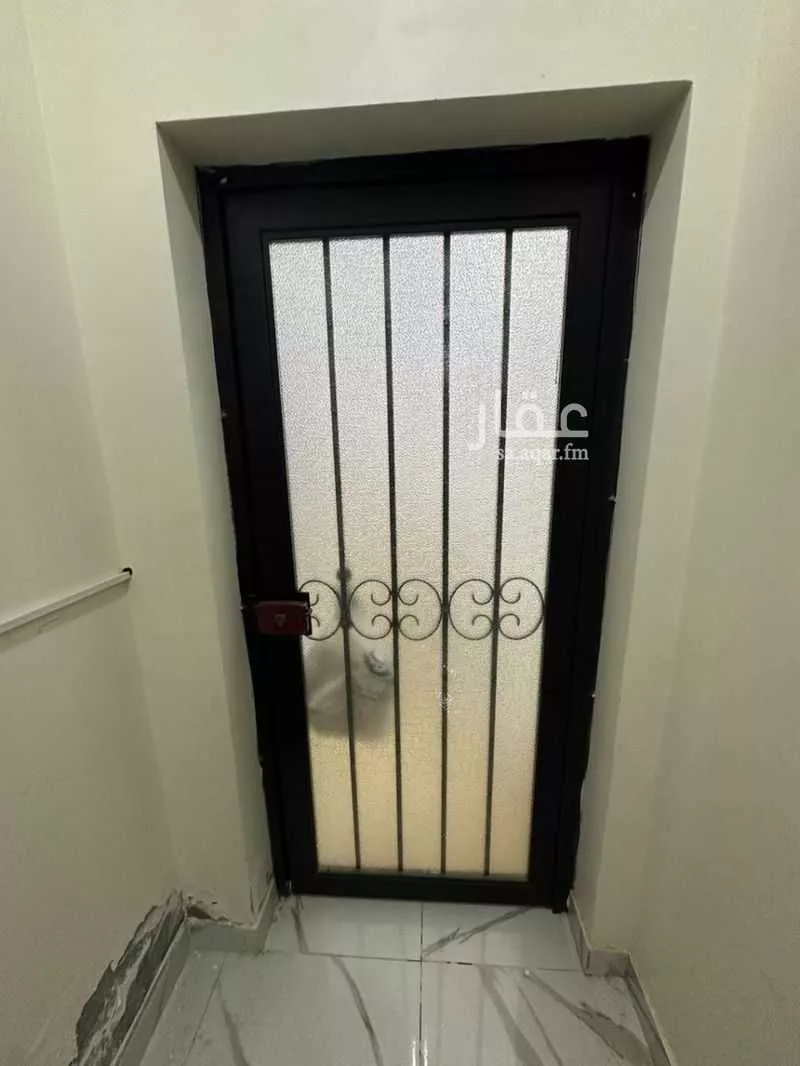 فيلا 11 غرف في الزمرد 9