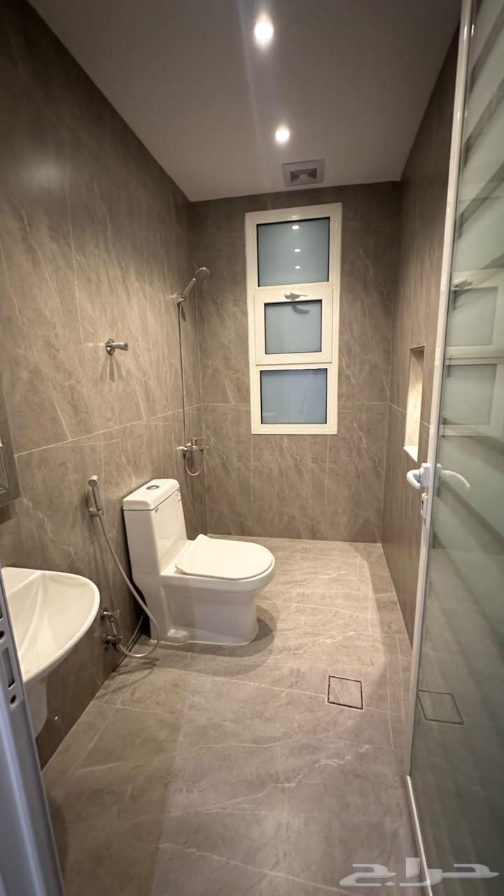 5 bedroom apartment in Dahiat King Fahd, Eastern Province 10