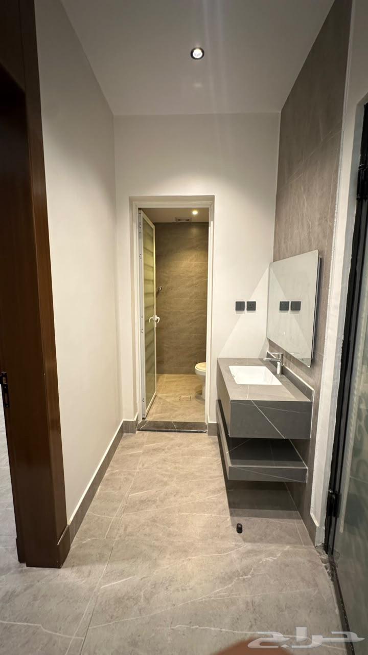 5 bedroom apartment in Dahiat King Fahd, Eastern Province 2