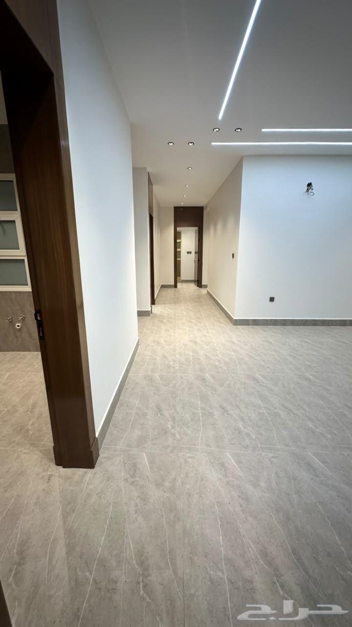 5 bedroom apartment in Dahiat King Fahd, Eastern Province 6