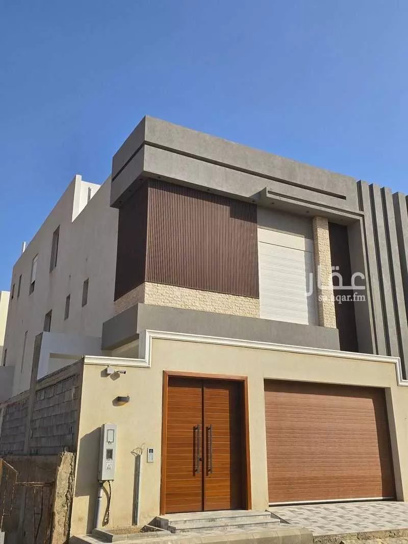 7 bedroom villa in Al Yaqout 11
