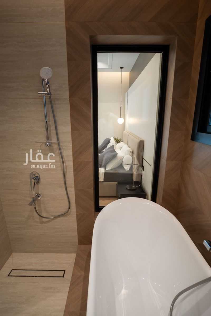 7 bedroom villa in Al Hamra, Jeddah 3