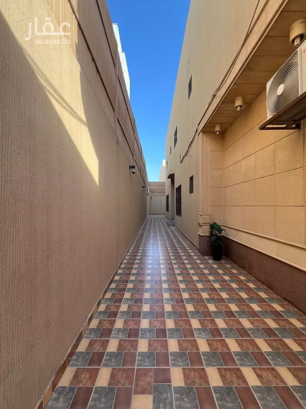 7 bedroom villa in Qurtubah, Riyadh 25