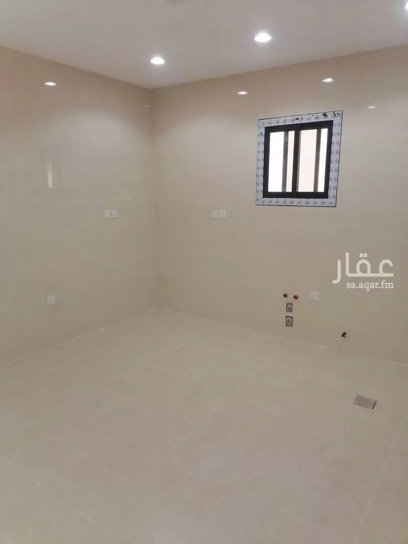 فيلا 7 غرف في طيبة 12