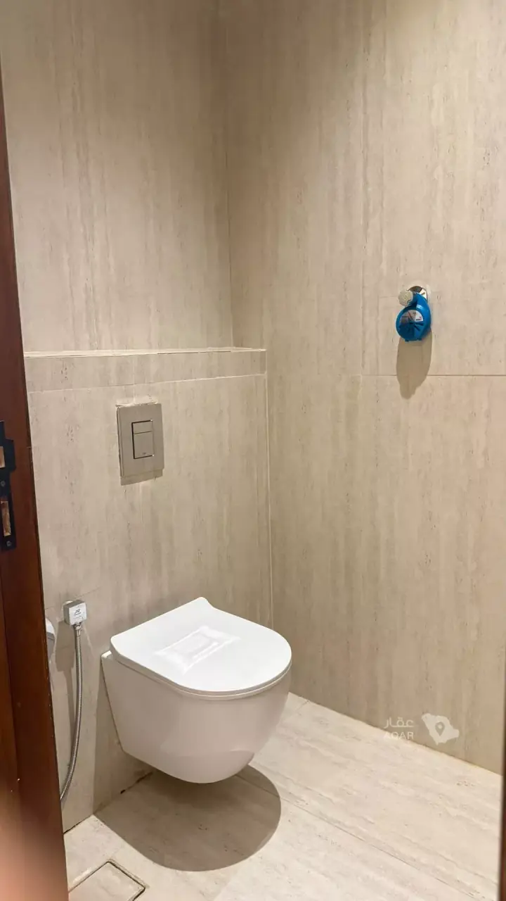 3 bedroom apartment in Dhahrat Namar, Riyadh 6