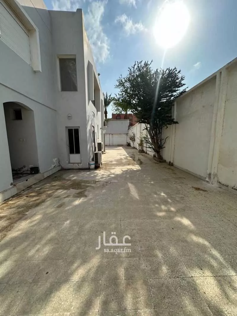 فيلا 9 غرف في الأمير فواز الجنوبي 4
