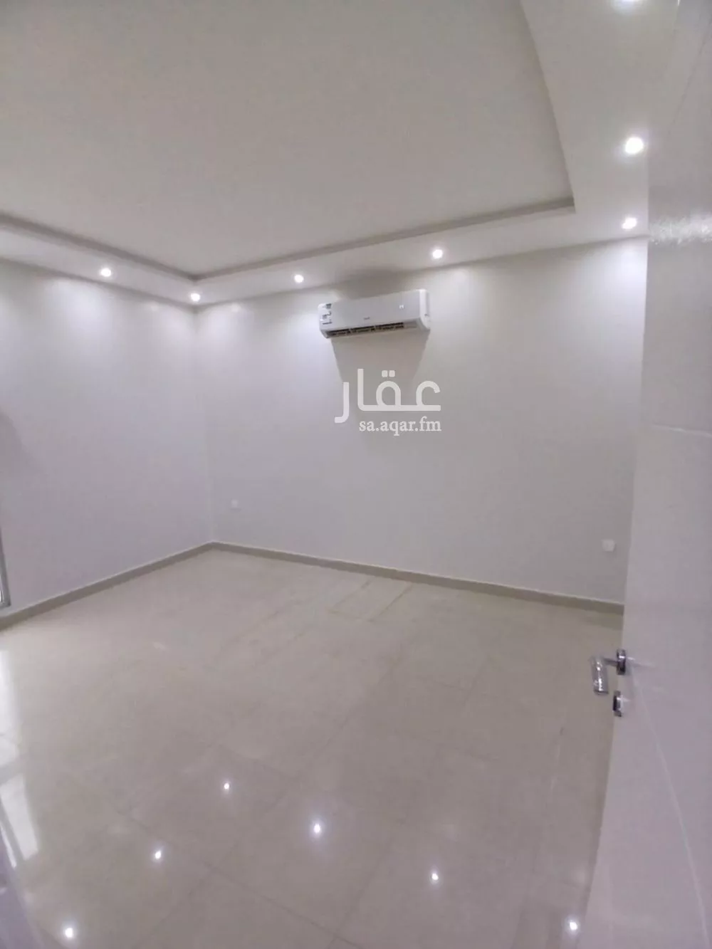 1 bedroom apartment in Al Falah 6