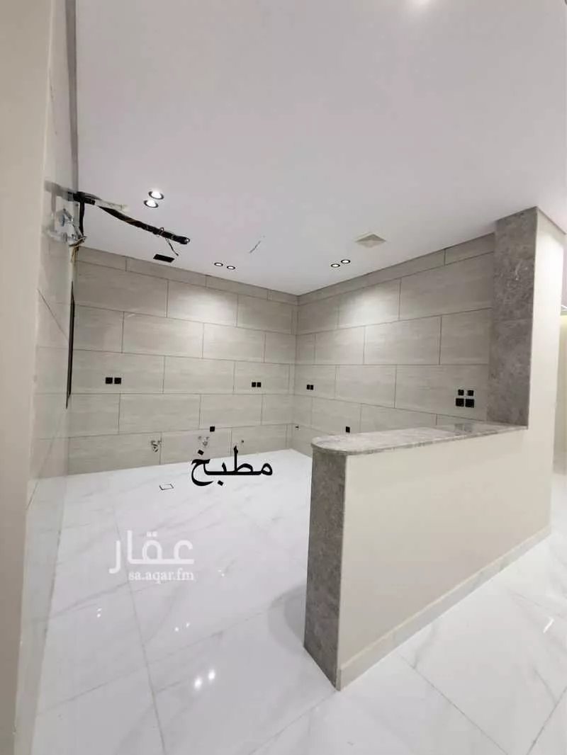 فيلا 5 غرف في الصالحية 8