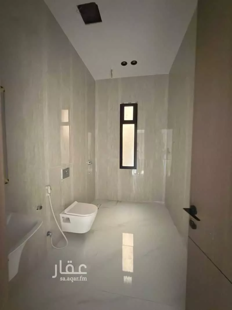 6 bedroom villa in Al Bashaer 18