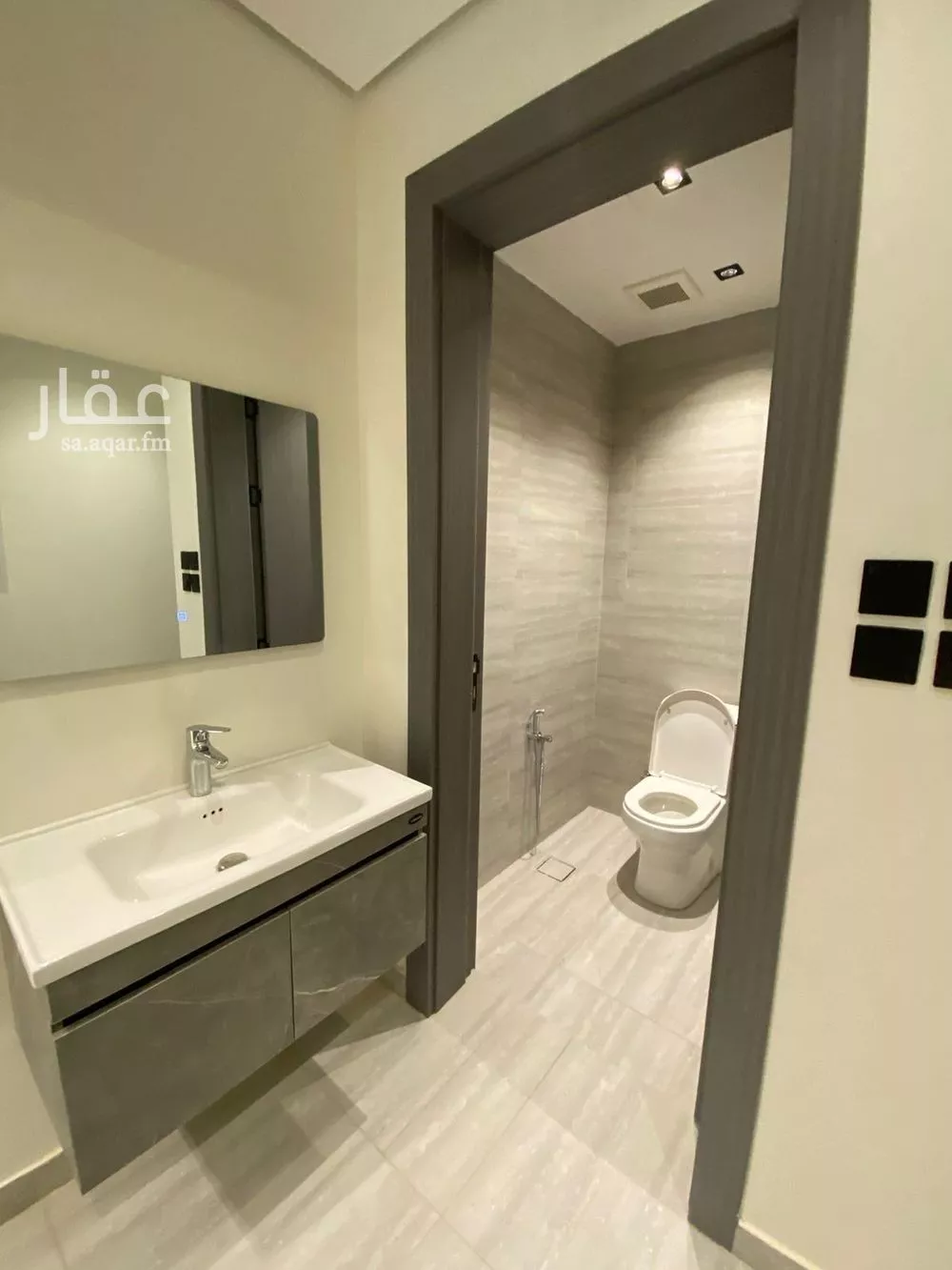 4 bedroom apartment in Al Salam, Riyadh 5