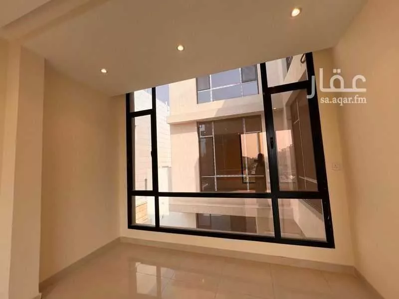 فيلا 5 غرف في الياقوت 6