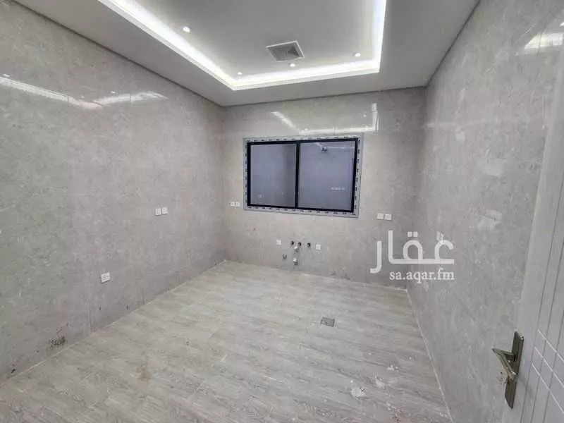 فيلا 6 غرف في الصالحية 9