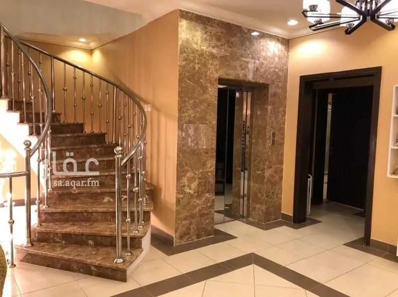 8 bedroom villa in Al Shiraa 2